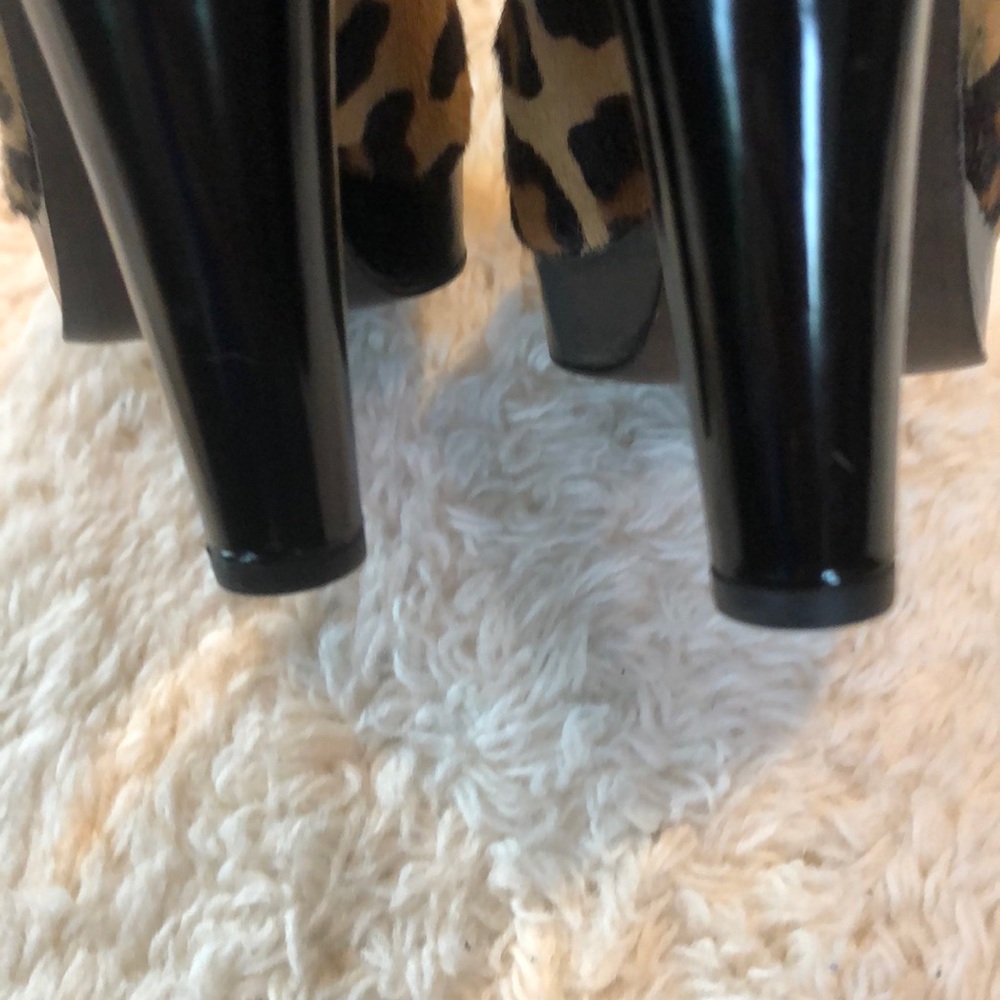 Stuart Weitzman Leopard Print Peep Toe Heels - image 7